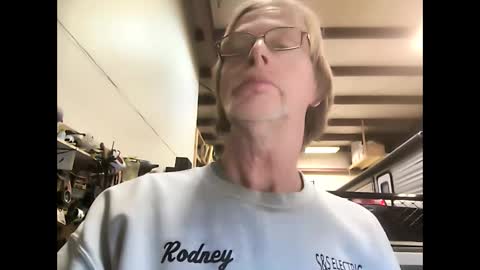 Snapshot of bigelectricrod chatting on December 27, 7:03 pm bigelectricrod online show from December 27, 7:03 pm