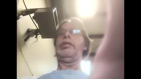 Snapshot of bigelectricrod chatting on February 25, 7:36 pm bigelectricrod online show from February 25, 7:36 pm