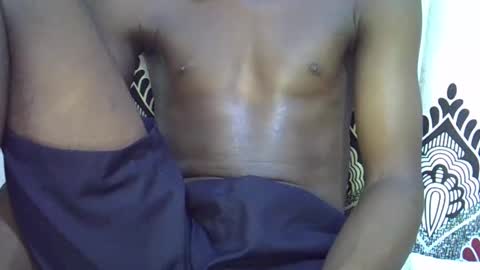 Snapshot of bigfeet9999 chatting on February 14, 10:28 am Ask in pvt online show from February 14, 10:28 am