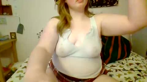 Biggirl7980 online show from April 10, 12:05 am