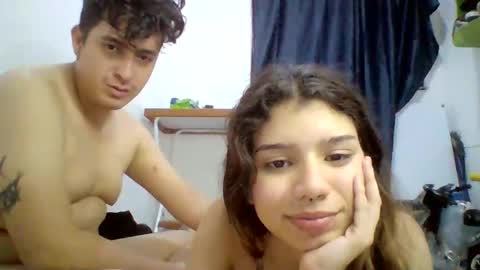 Snapshot of bigfinger125 chatting on December 11, 11:19 am Lucy and Fred online show from December 11, 11:19 am