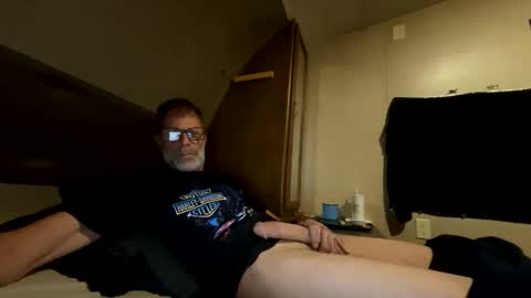 biggcock27 online show from November 15, 12:41 am