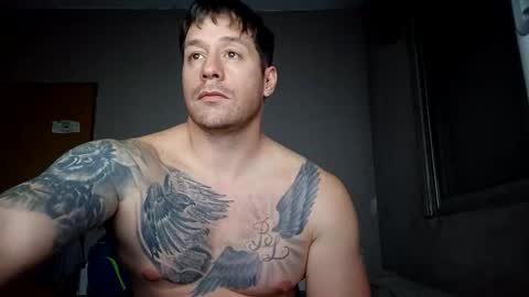 Snapshot of biggeboyy chatting on April 28, 4:39 am biggeboyy online show from April 28, 4:39 am