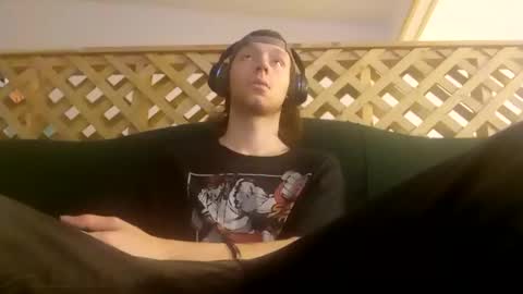 Snapshot of biggestboiiii chatting on October 6, 6:44 am biggestboiiii online show from October 6, 6:44 am