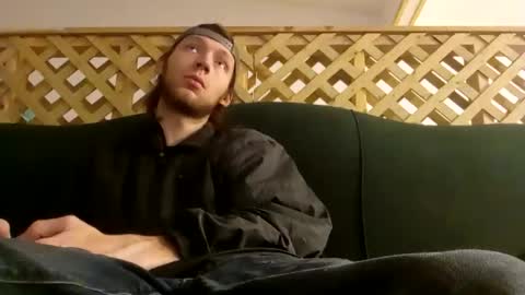 Snapshot of biggestboiiii chatting on November 2, 10:56 pm biggestboiiii online show from November 2, 10:56 pm