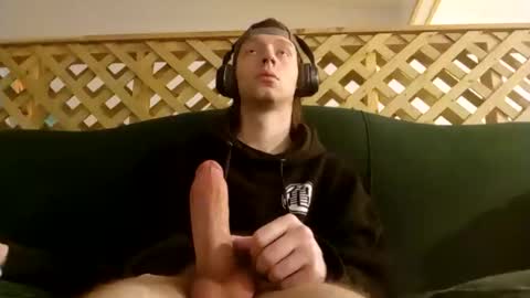 Snapshot of biggestboiiii chatting on November 5, 3:17 am biggestboiiii online show from November 5, 3:17 am