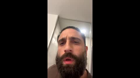 Snapshot of biggestdickyet chatting on October 28, 1:31 am biggestdickyet online show from October 28, 1:31 am