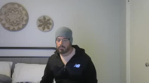 Snapshot of biggin10inch chatting on December 22, 9:42 pm Gavin online show from December 22, 9:42 pm