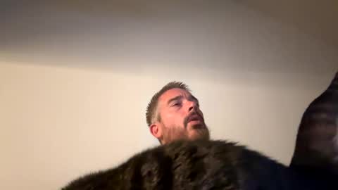 Snapshot of biggin10inch chatting on September 9, 2:22 am Gavin online show from September 9, 2:22 am