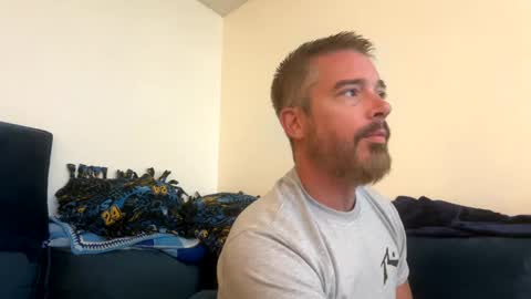 Snapshot of biggin10inch chatting on September 10, 4:18 pm Gavin online show from September 10, 4:18 pm