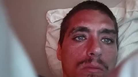 Snapshot of bigglownickdick chatting on April 1, 3:07 am bigglownickdick online show from April 1, 3:07 am