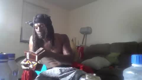 Snapshot of biggs717o chatting on October 14, 7:42 am biggs717o online show from October 14, 7:42 am
