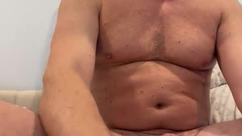 bigguy5555555 online show from December 15, 3:38 pm