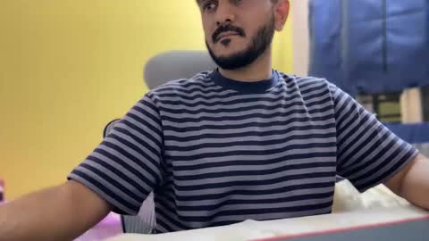 bighandsomesatisfy online show from February 28, 3:24 pm