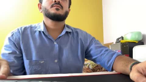 bighandsomesatisfy online show from April 20, 12:30 pm