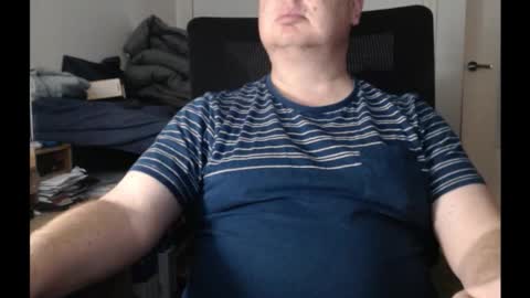 bighorn1981 online show from December 15, 4:39 am