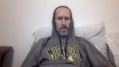 Snapshot of bighugemouthful chatting on December 28, 4:51 am Chaz online show from December 28, 4:51 am