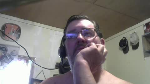 Snapshot of bigjohn41000 chatting on June 13, 6:50 pm bigjohn41000 online show from June 13, 6:50 pm