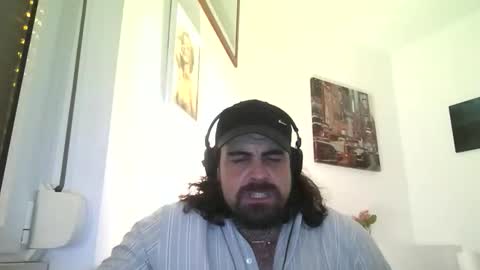 Snapshot of bigjohnofthewood chatting on October 11, 4:12 am BigJohnOfTheWoods online show from October 11, 4:12 am