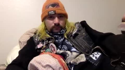 Snapshot of bigkhaos chatting on November 16, 9:48 am Bigkhaos online show from November 16, 9:48 am