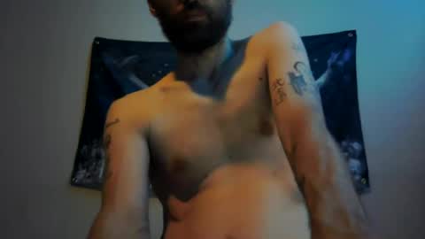 Snapshot of bigman6420 chatting on June 29, 10:15 am Bigman6420 online show from June 29, 10:15 am