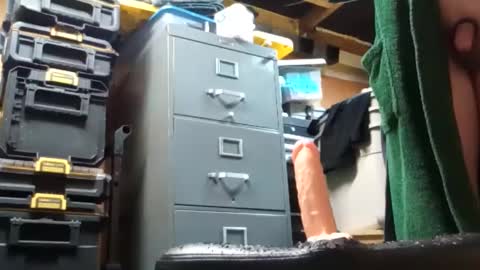 bigmanaround9 online show from December 2, 1:14 am