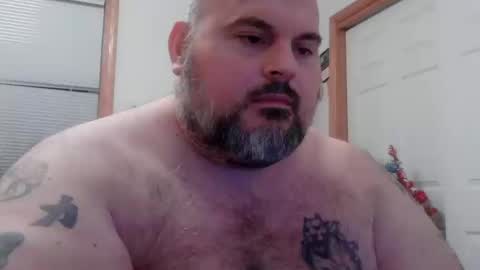 Snapshot of bigmanfalyfe chatting on October 11, 4:22 am BigManFaLyfe online show from October 11, 4:22 am