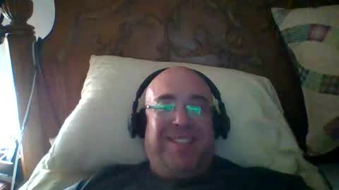 Snapshot of bigmike197167 chatting on May 31, 6:10 am bigmike197167 online show from May 31, 6:10 am