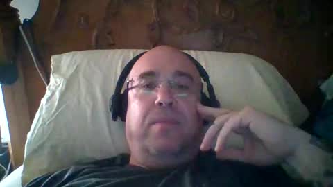 Snapshot of bigmike197167 chatting on June 3, 6:16 am bigmike197167 online show from June 3, 6:16 am