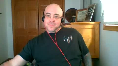 Snapshot of bigmike197167 chatting on June 12, 8:30 pm bigmike197167 online show from June 12, 8:30 pm
