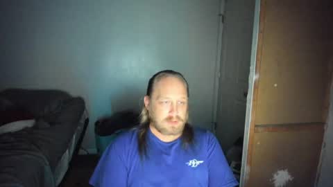 Snapshot of bigmike20129020 chatting on June 18, 7:41 am bigmike20129020 online show from June 18, 7:41 am