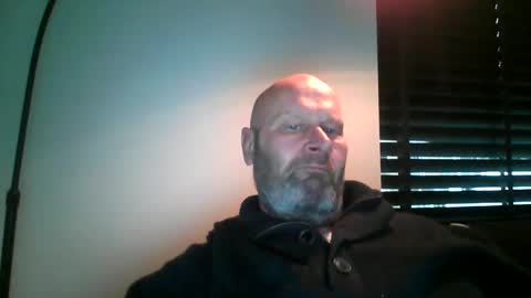 Snapshot of bigmike3339 chatting on January 20, 10:29 am bigmike3339 online show from January 20, 10:29 am