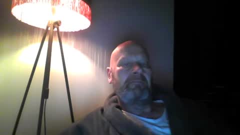 Snapshot of bigmike3339 chatting on March 7, 5:40 am bigmike3339 online show from March 7, 5:40 am