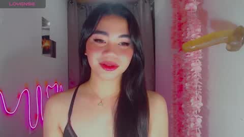 kiaaannaaaa online show from April 17, 10:24 pm