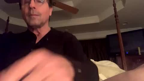 CumCMe online show from December 1, 10:04 pm