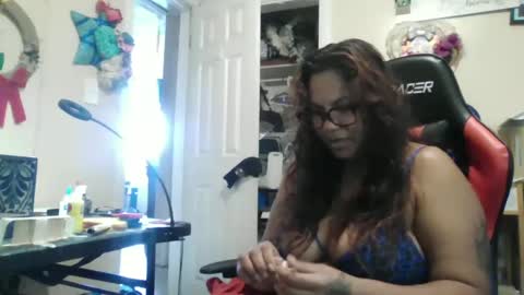 the Mini mami online show from September 10, 6:41 pm