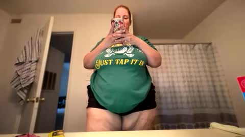 Snapshot of bigoltittycomittee chatting on March 15, 4:35 pm bigoltittycomittee online show from March 15, 4:35 pm