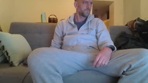 Snapshot of bigonefr chatting on May 1, 7:07 pm Sexy Rem online show from May 1, 7:07 pm