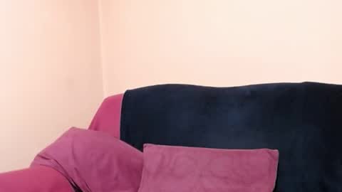 Snapshot of bigpussylipskiss chatting on February 1, 1:44 am Sophia online show from February 1, 1:44 am