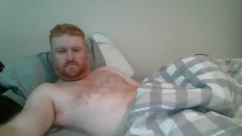 Snapshot of bigred92899 chatting on May 24, 8:36 pm bigred92899 online show from May 24, 8:36 pm