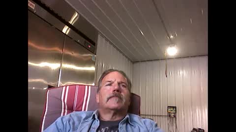 bigrick2014 online show from December 11, 7:03 pm