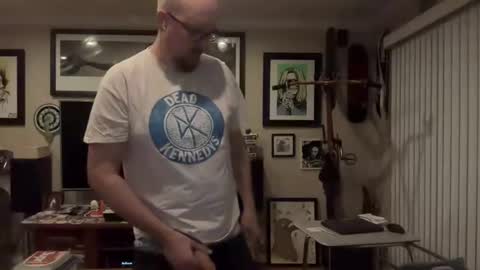 Snapshot of bigruboutski chatting on January 27, 6:41 am bigruboutski online show from January 27, 6:41 am