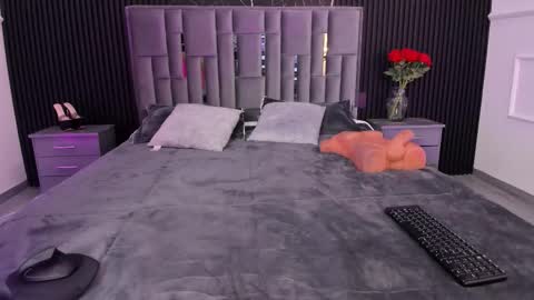 Zayra online show from March 12, 8:09 am