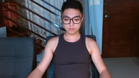 Snapshot of bigshowforyouxx chatting on June 16, 2:09 pm Jay online show from June 16, 2:09 pm