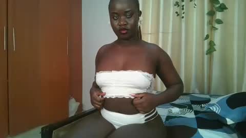 bigtits_baddie online show from November 27, 8:33 pm