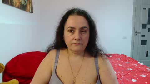 Snapshot of bigtitsclaude chatting on April 2, 2:04 pm BigTitsClaude online show from April 2, 2:04 pm