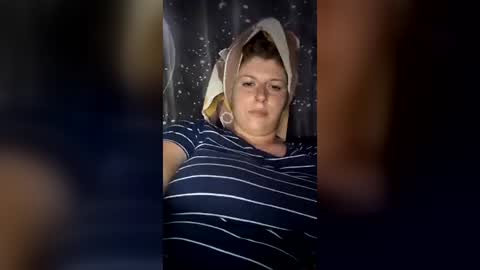Snapshot of bigtitslala chatting on June 17, 9:38 pm bigtitslala online show from June 17, 9:38 pm