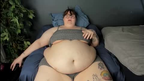 bigtittybbw online show from February 24, 5:22 pm