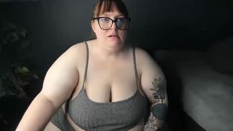 bigtittybbw online show from March 3, 5:30 pm