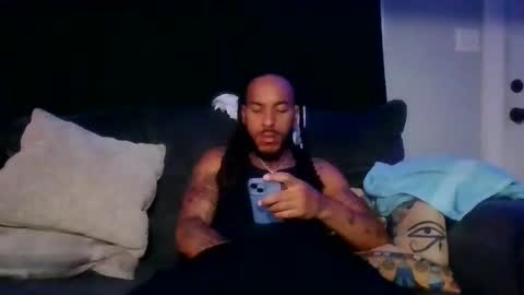 Snapshot of bigwaynebabyxxx chatting on October 19, 3:29 am bigwaynebabyxxx online show from October 19, 3:29 am